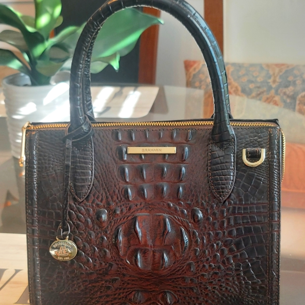 Brahmin Handbag/ Like New Flash Sale👋